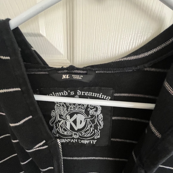 England's Dreaming | Extra Large | Black w/ Stripes Light Hoodie | Like New - Picture 2 of 3